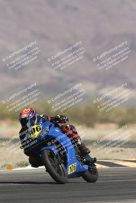 media/Oct-30-2025-Racers Edge (Thu) [[dabbdaf680]]/3-B Group/Session 2 (Turn 14)/